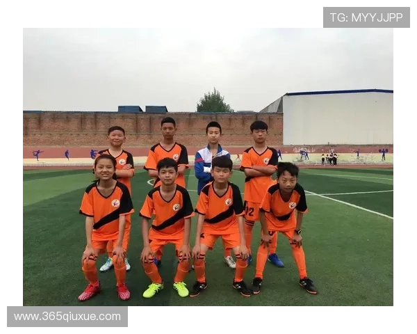 吴字足球明星的传奇故事与他们在绿茵场上的精彩瞬间解析