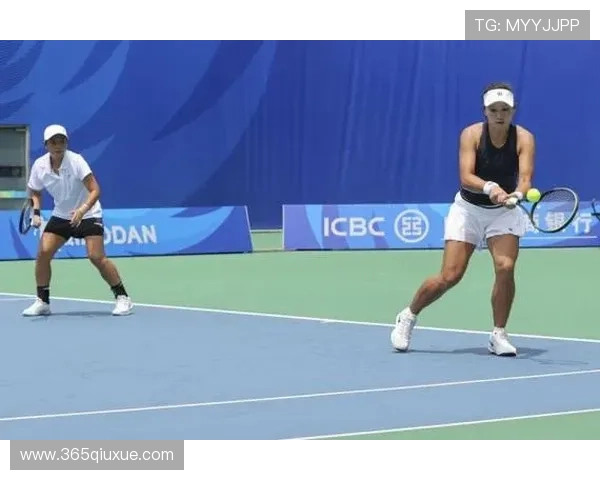 成都网球队与杭州网球队赛后复盘分析意识碰撞与战术较量